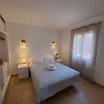 Es Niuet